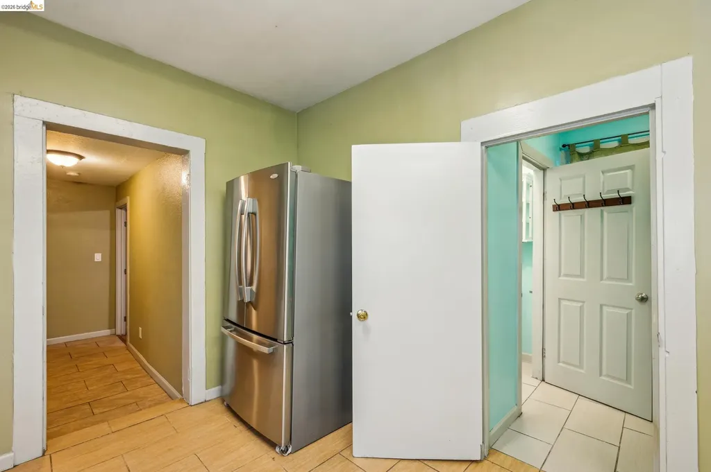 1820 International Boulevard Oakland CA 94606