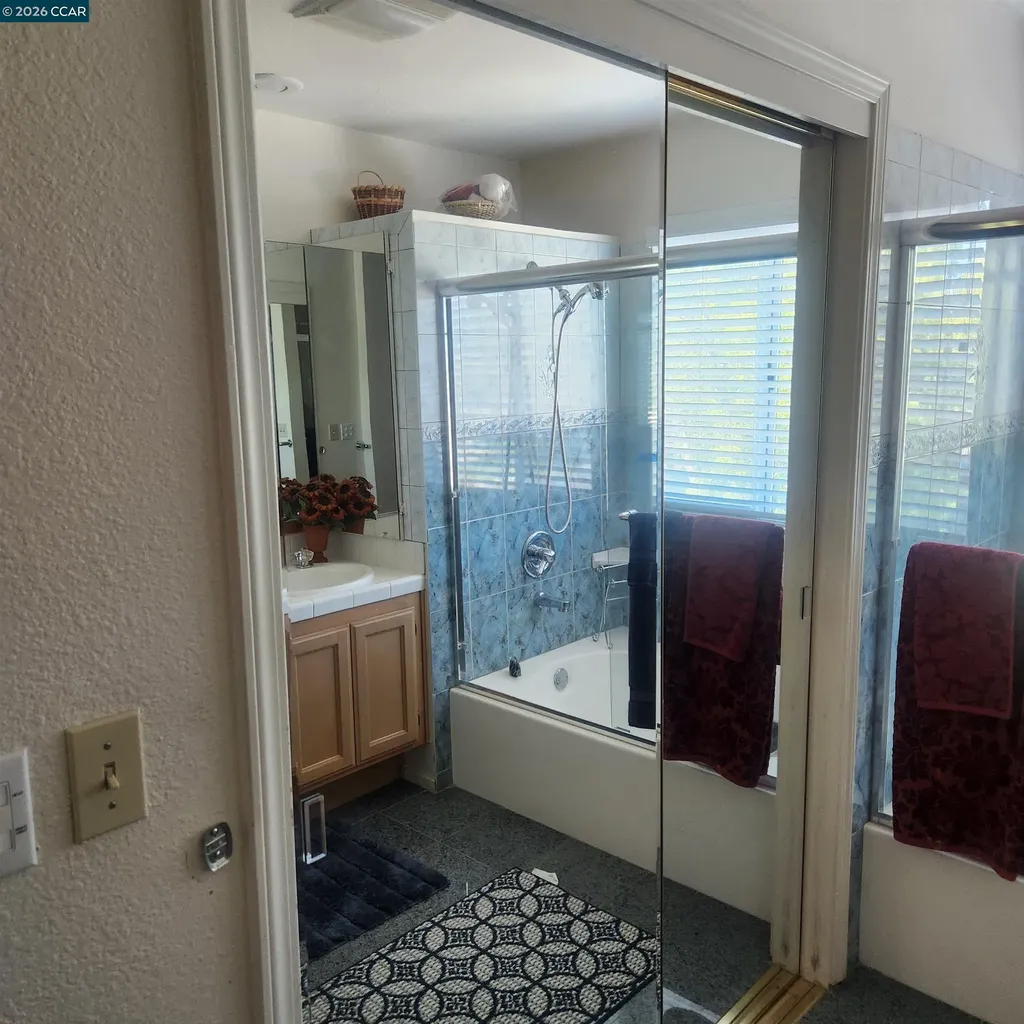 331 Avalon Circle Pittsburg CA 94565