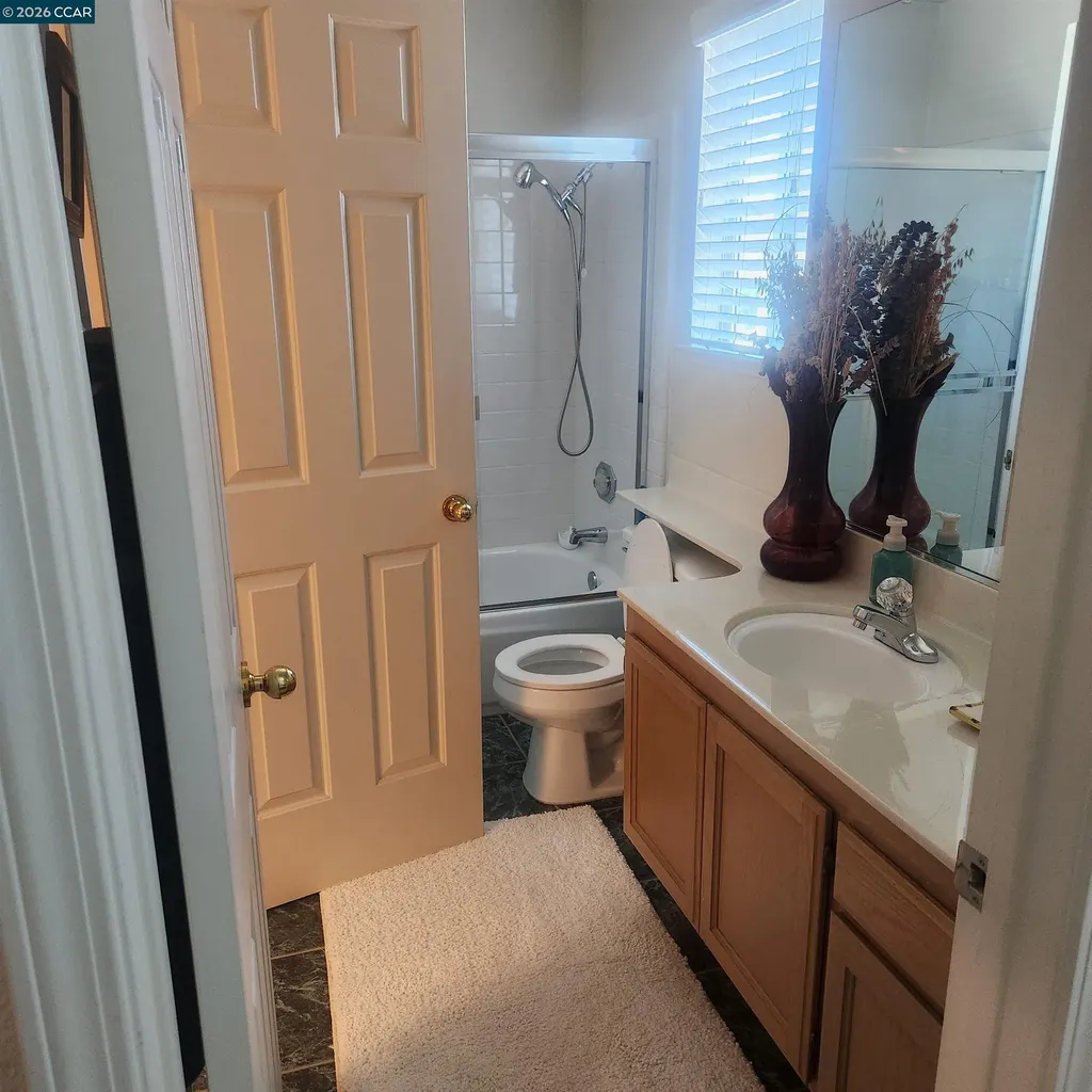 331 Avalon Circle Pittsburg CA 94565
