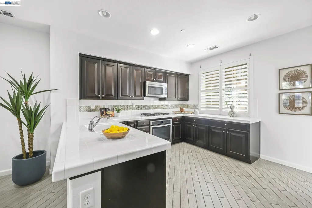 2334 Morrow Street Hayward CA 94541