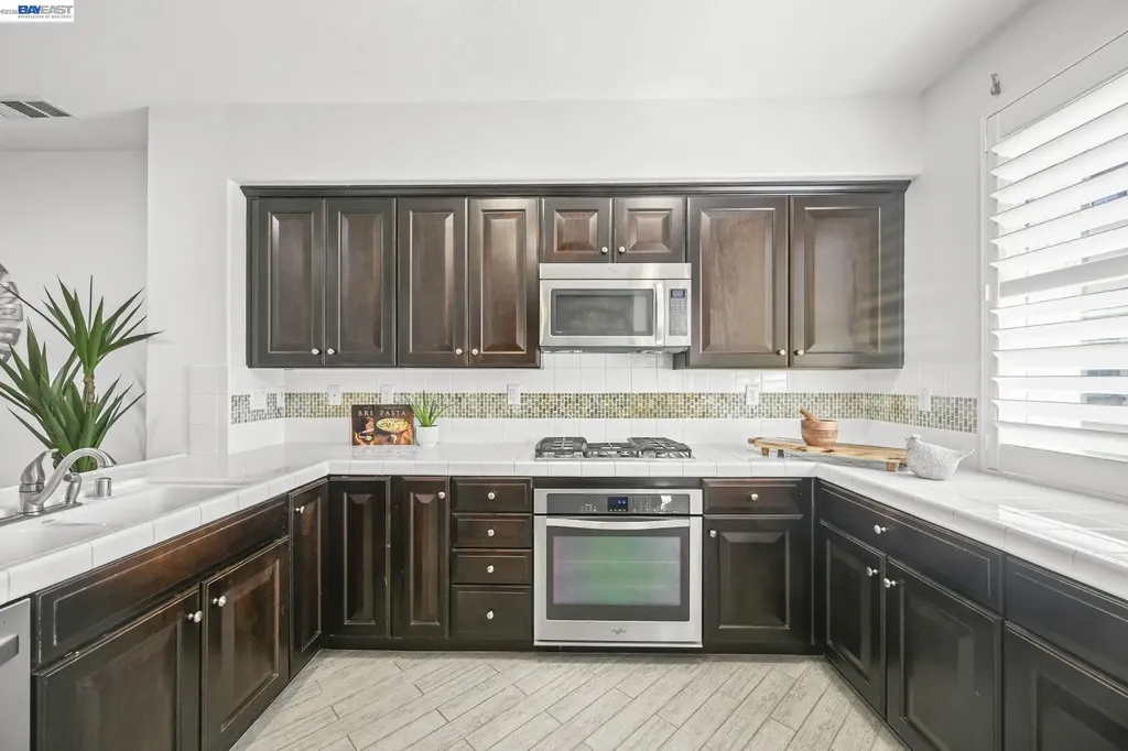 2334 Morrow Street Hayward CA 94541