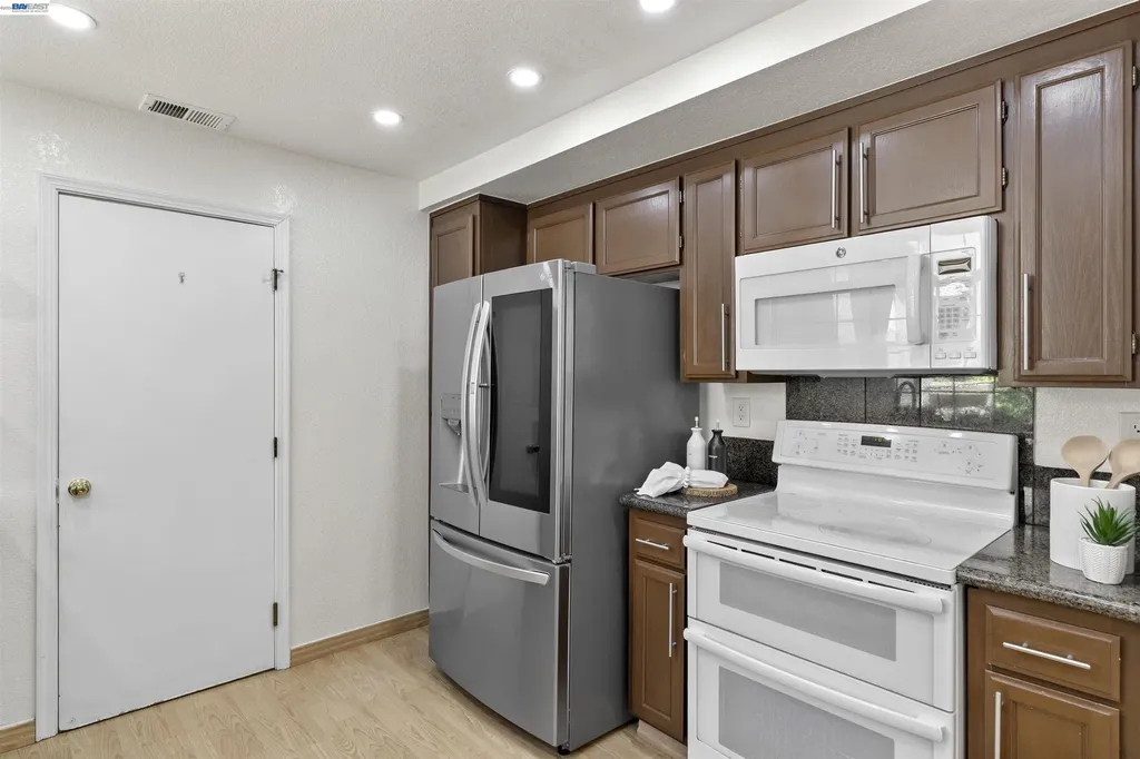 7722 Chantilly Drive Dublin CA 94568