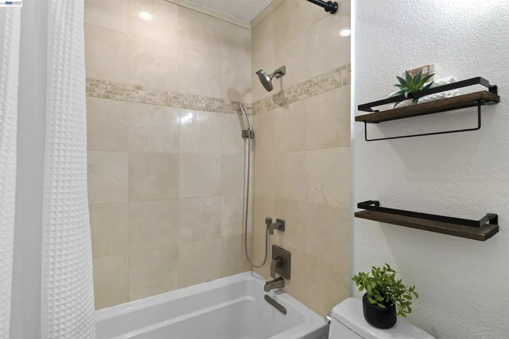7722 Chantilly Drive Dublin CA 94568