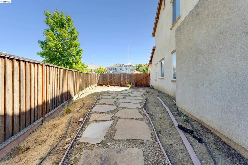 2229 Botany Bay Drive Pittsburg CA 94565