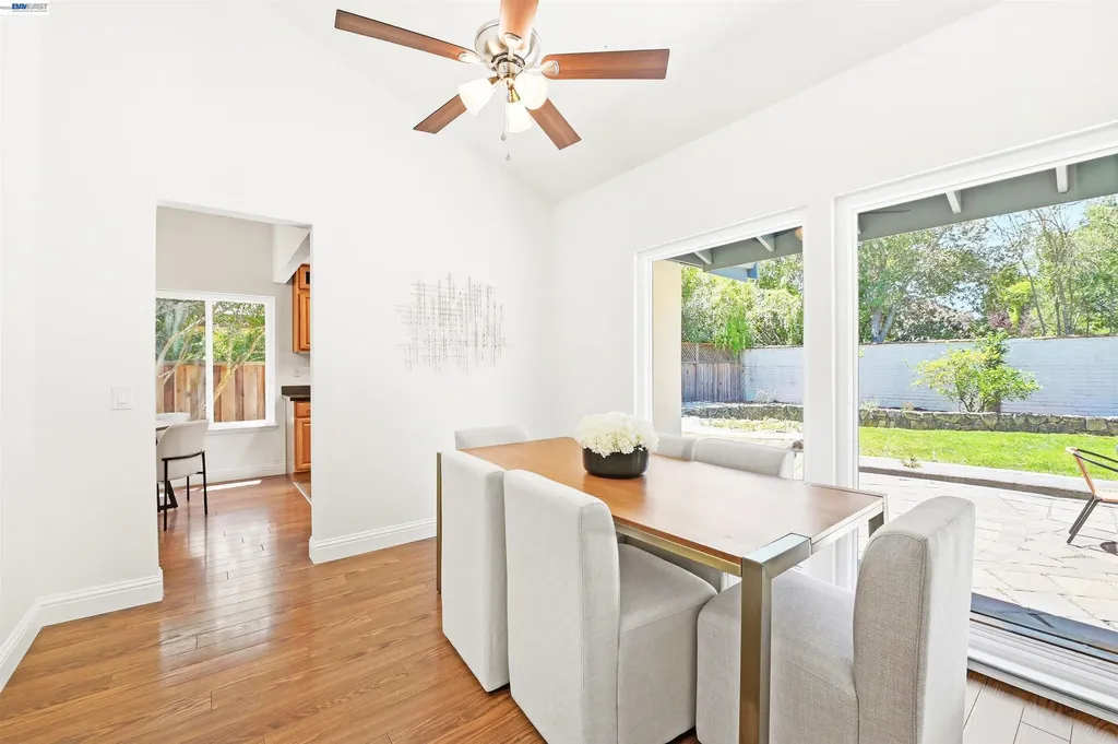 467 Lowell Place Fremont CA 94536