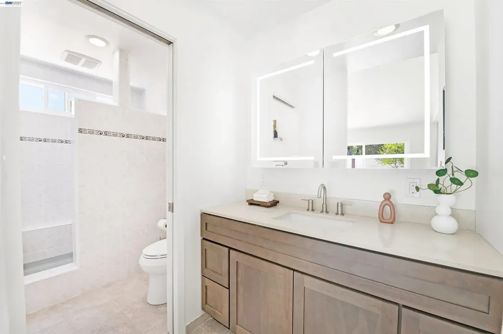 467 Lowell Place Fremont CA 94536