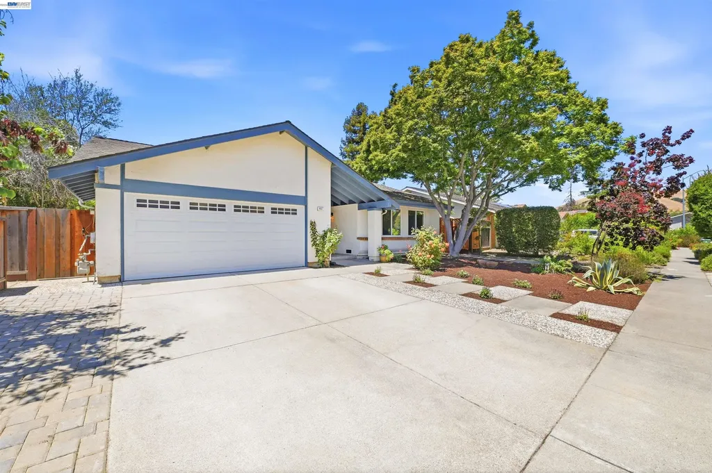 467 Lowell Place Fremont CA 94536