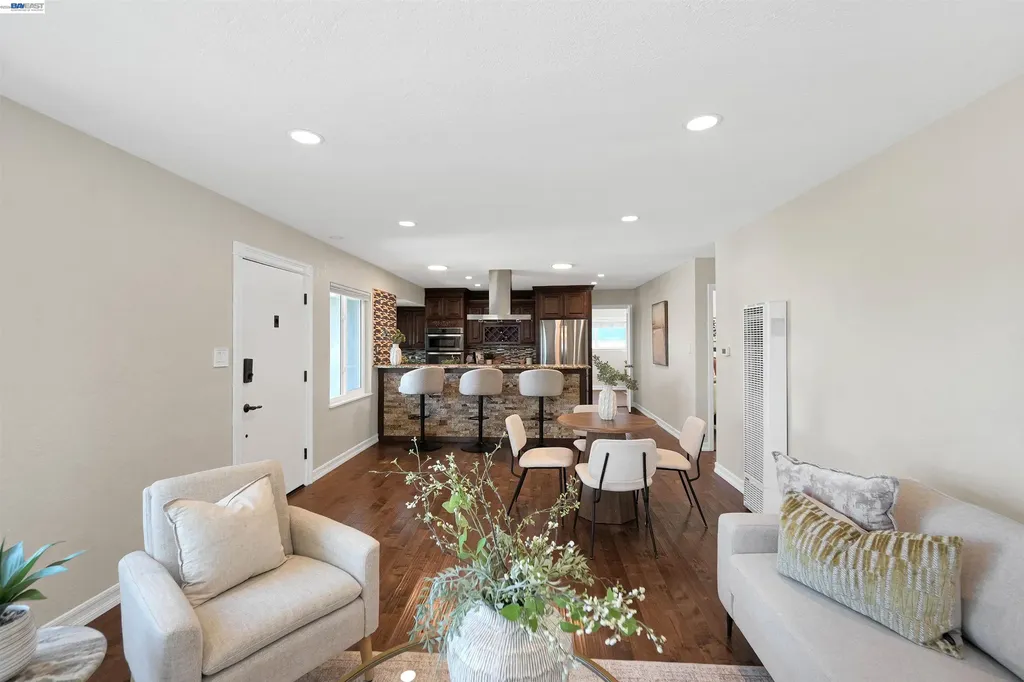 2120 Strang Avenue Castro Valley CA 94578