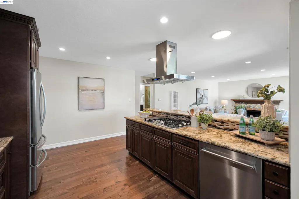 2120 Strang Avenue Castro Valley CA 94578