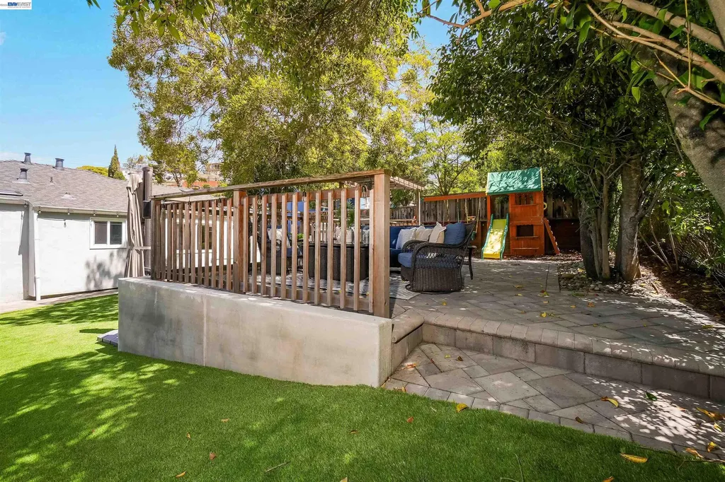2120 Strang Avenue Castro Valley CA 94578