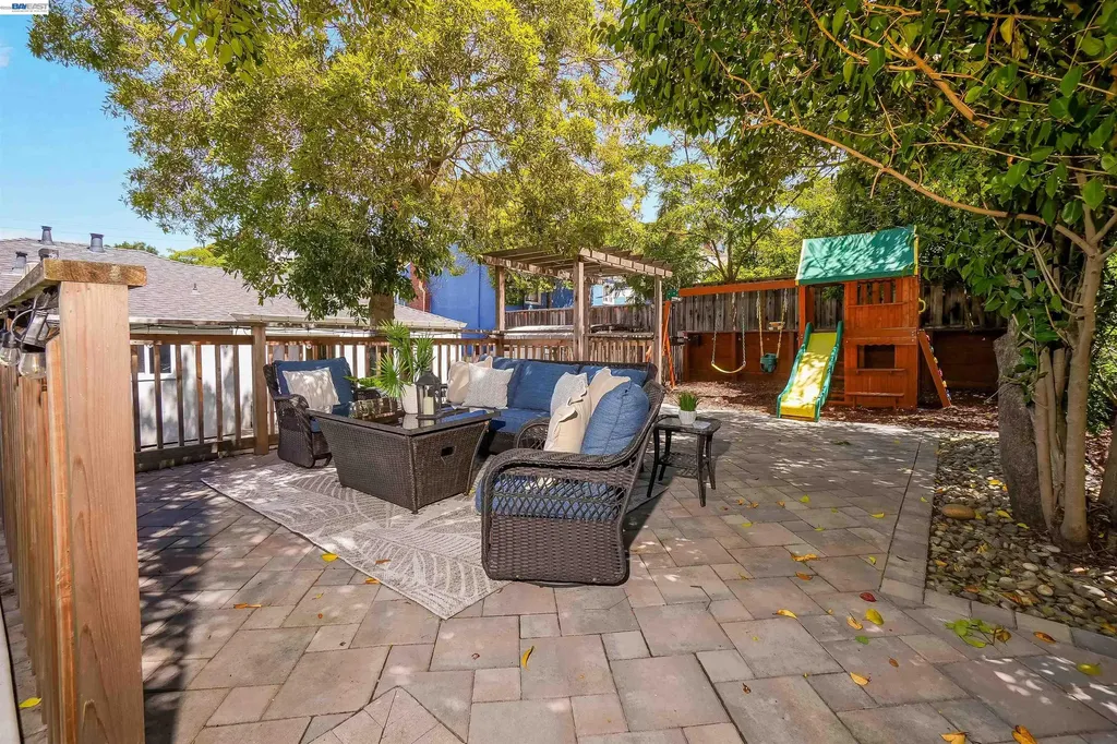 2120 Strang Avenue Castro Valley CA 94578