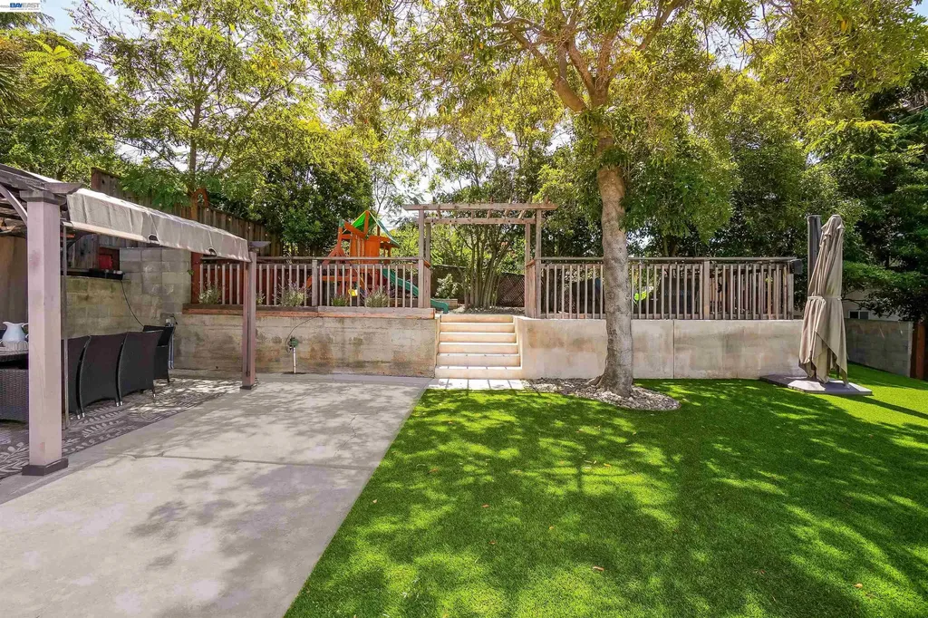 2120 Strang Avenue Castro Valley CA 94578