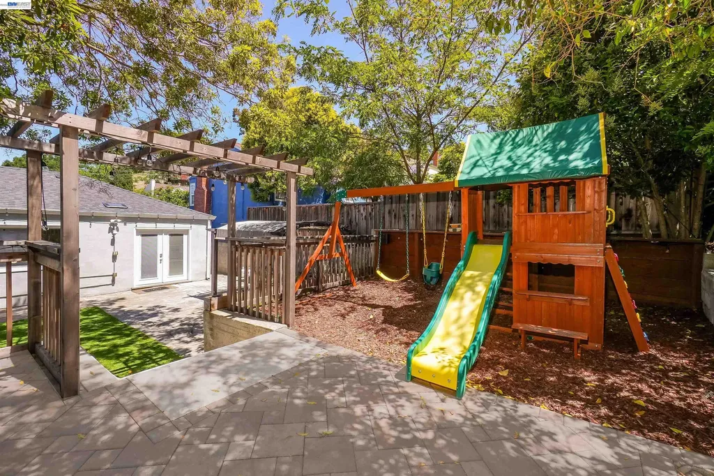 2120 Strang Avenue Castro Valley CA 94578