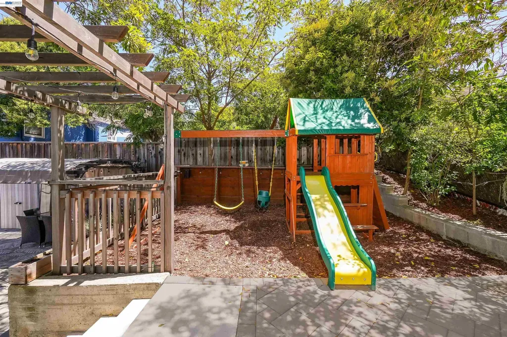2120 Strang Avenue Castro Valley CA 94578