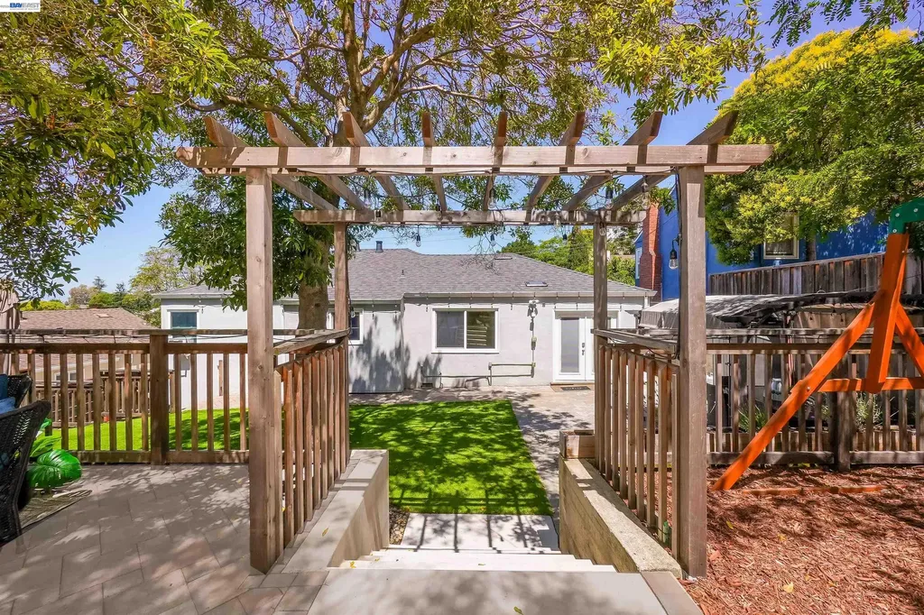 2120 Strang Avenue Castro Valley CA 94578