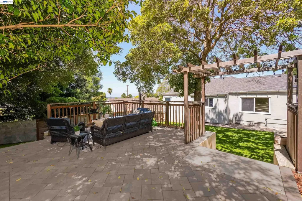 2120 Strang Avenue Castro Valley CA 94578