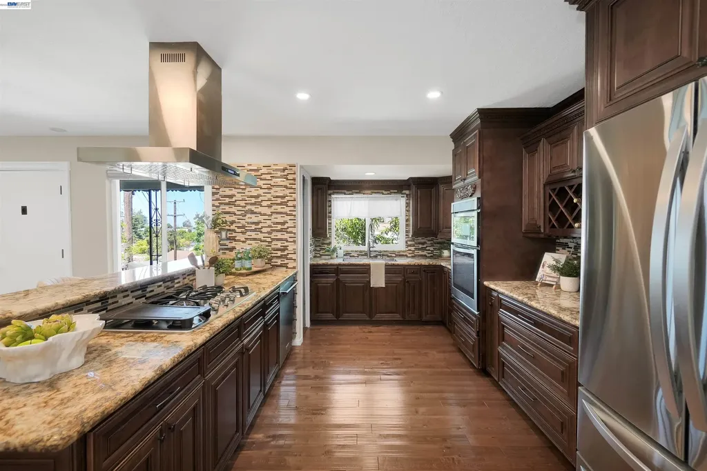 2120 Strang Avenue Castro Valley CA 94578