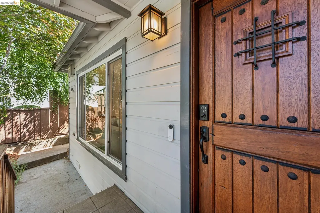 4201 Bayo Street Oakland CA 94619