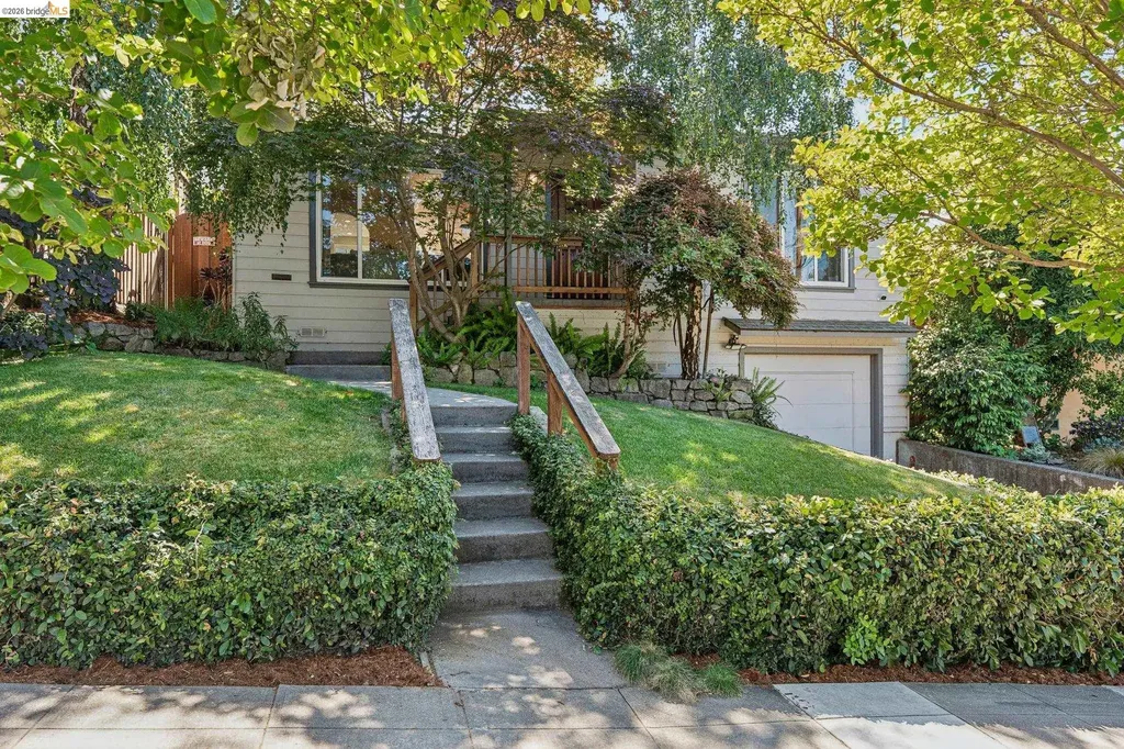 4201 Bayo Street Oakland CA 94619
