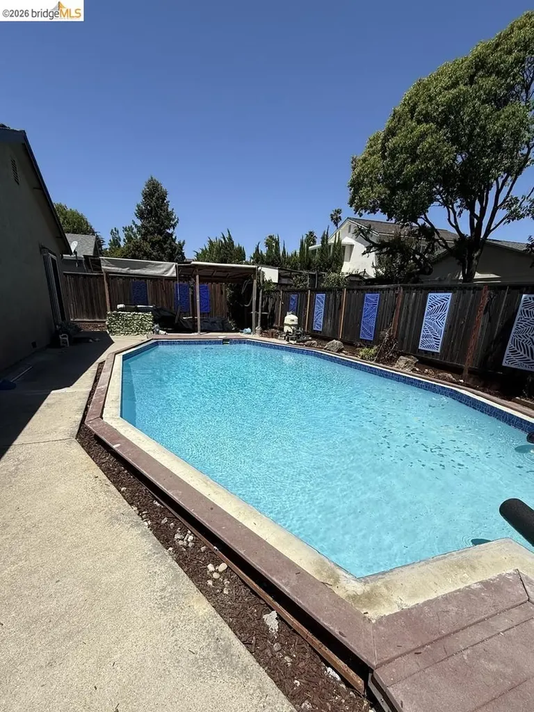 1249 Heavenly Drive Martinez CA 94553