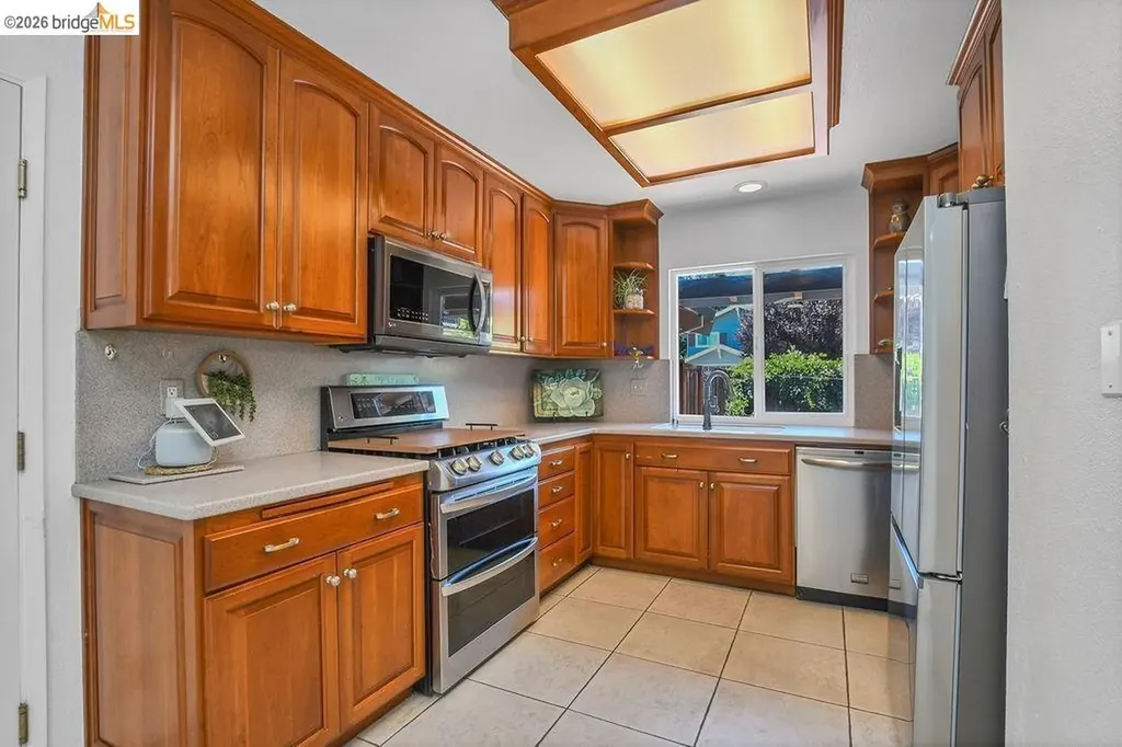 1249 Heavenly Drive Martinez CA 94553
