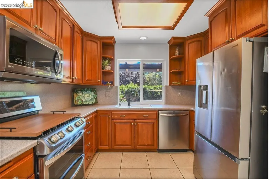 1249 Heavenly Drive Martinez CA 94553