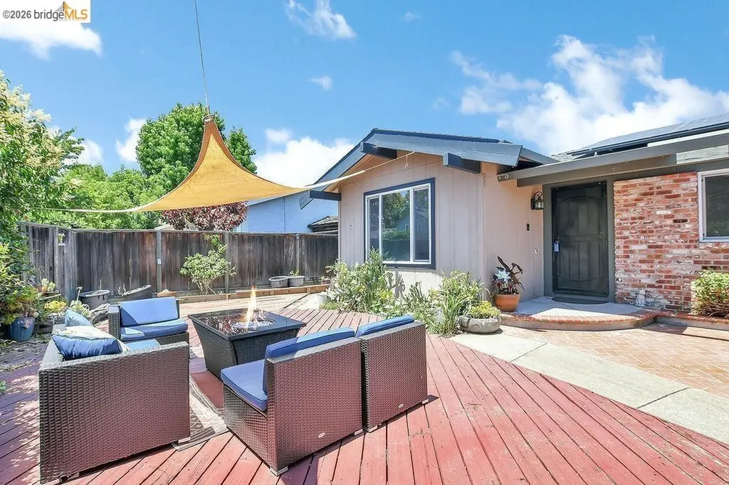 1249 Heavenly Drive Martinez CA 94553