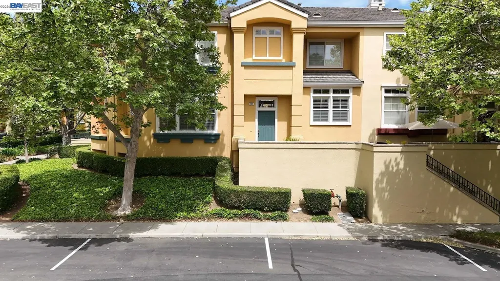 3412 Fitzsimmons Common Fremont CA 94538