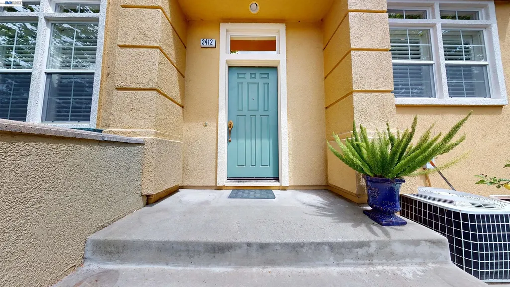 3412 Fitzsimmons Common Fremont CA 94538