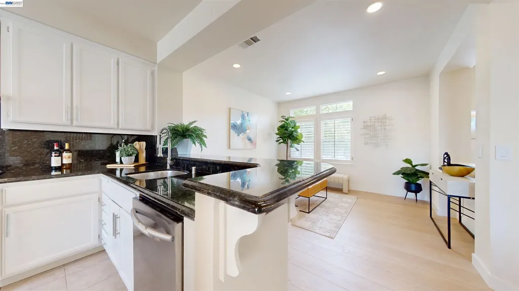 3412 Fitzsimmons Common Fremont CA 94538