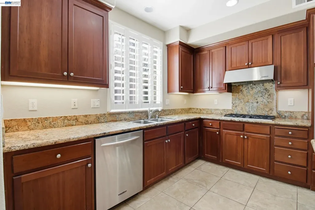 6053 Dalton Way San Ramon CA 94582