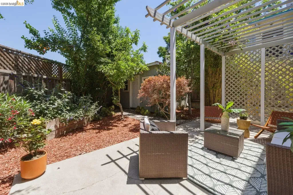 1116 20th Street Oakland CA 94606