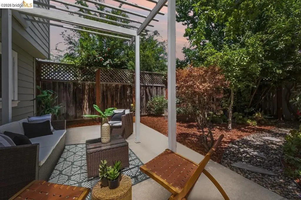 1116 20th Street Oakland CA 94606