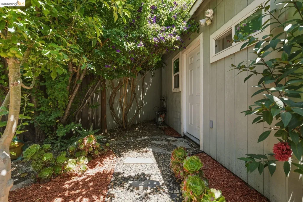 1116 20th Street Oakland CA 94606