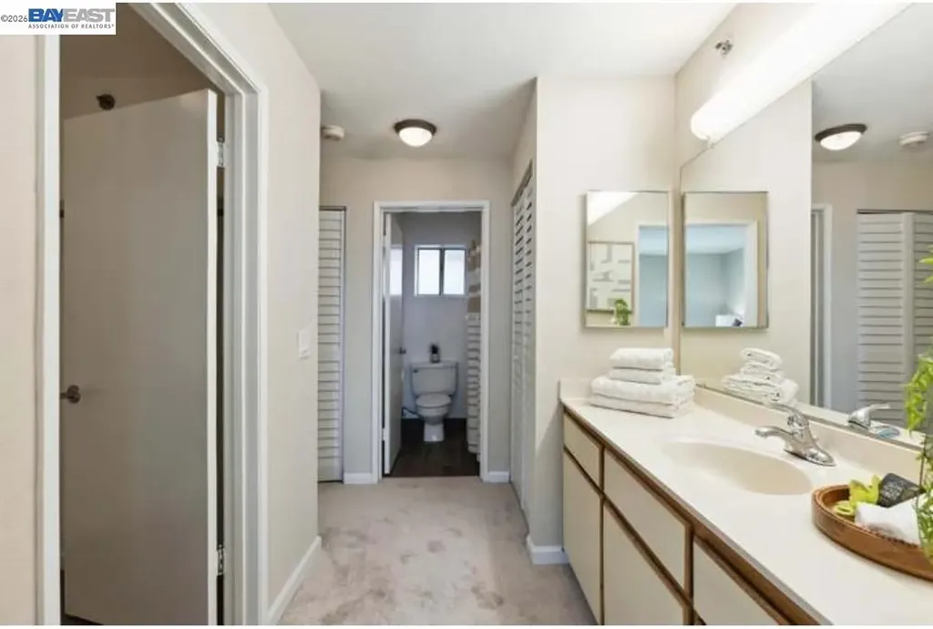 680 Dartmore Lane Hayward CA 94544