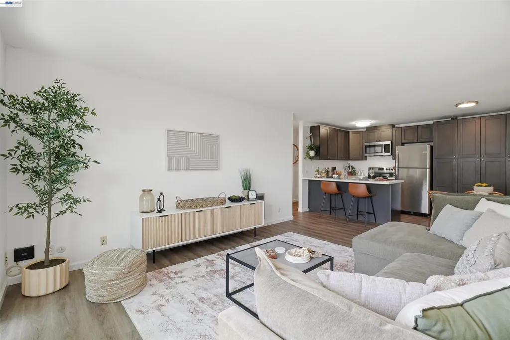 199 Montecito Avenue Oakland CA 94610