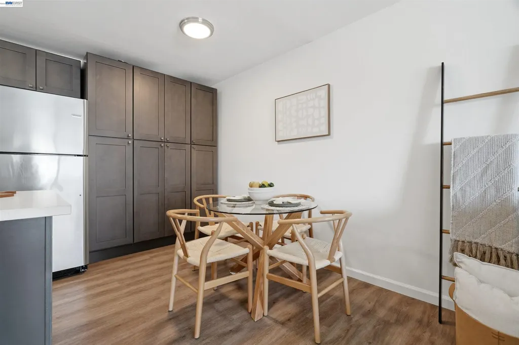 199 Montecito Avenue Oakland CA 94610