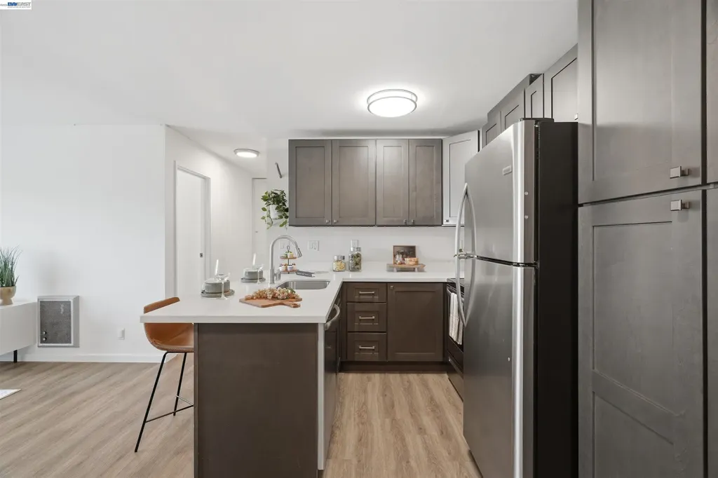 199 Montecito Avenue Oakland CA 94610