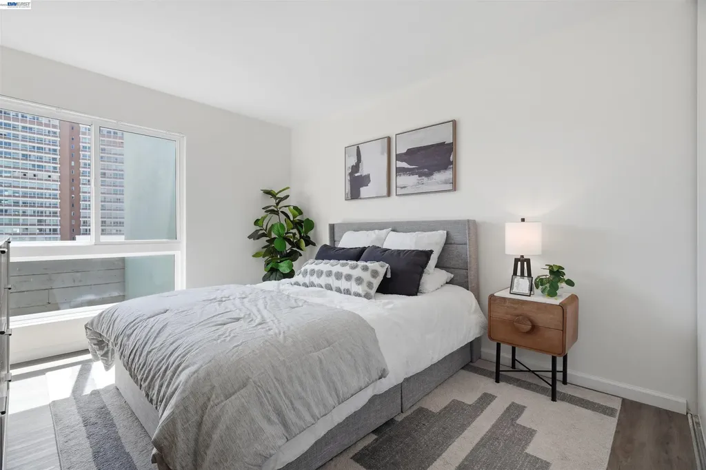199 Montecito Avenue Oakland CA 94610