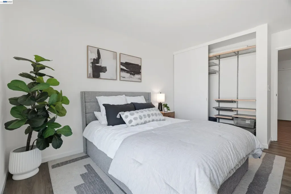 199 Montecito Avenue Oakland CA 94610