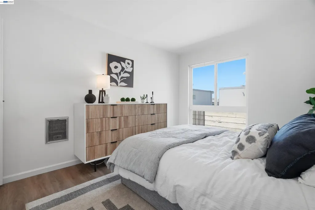 199 Montecito Avenue Oakland CA 94610