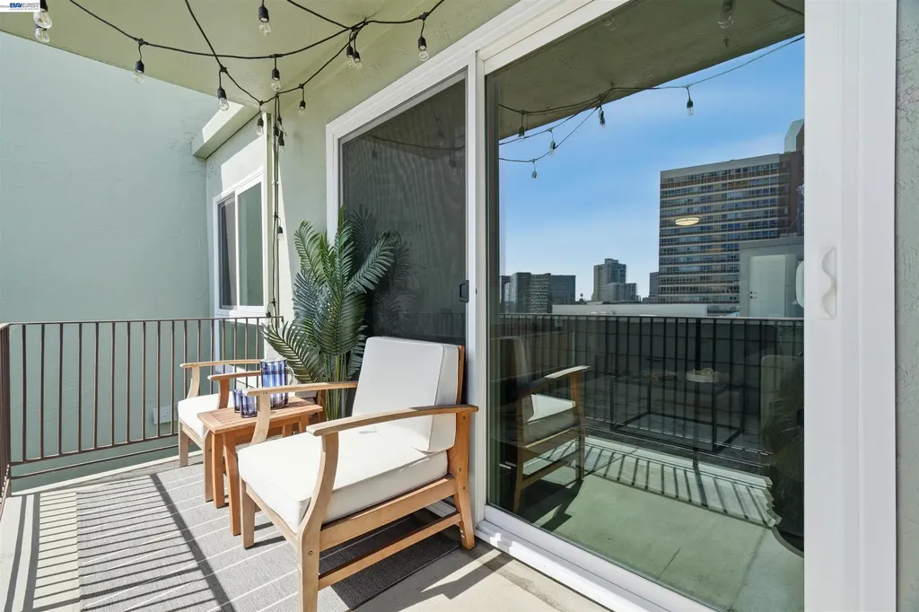 199 Montecito Avenue Oakland CA 94610