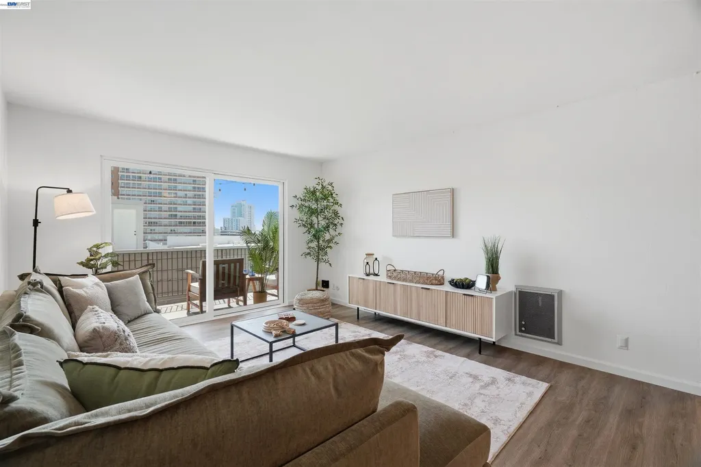 199 Montecito Avenue Oakland CA 94610