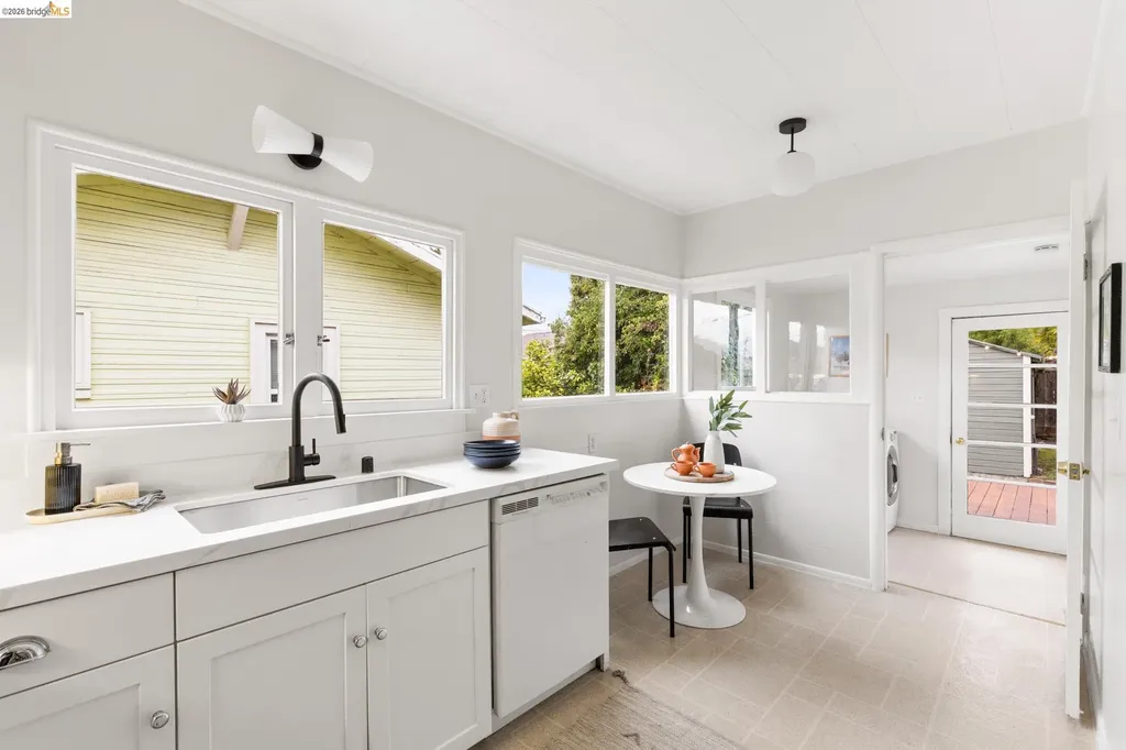 4420 Fleming Avenue Oakland CA 94619