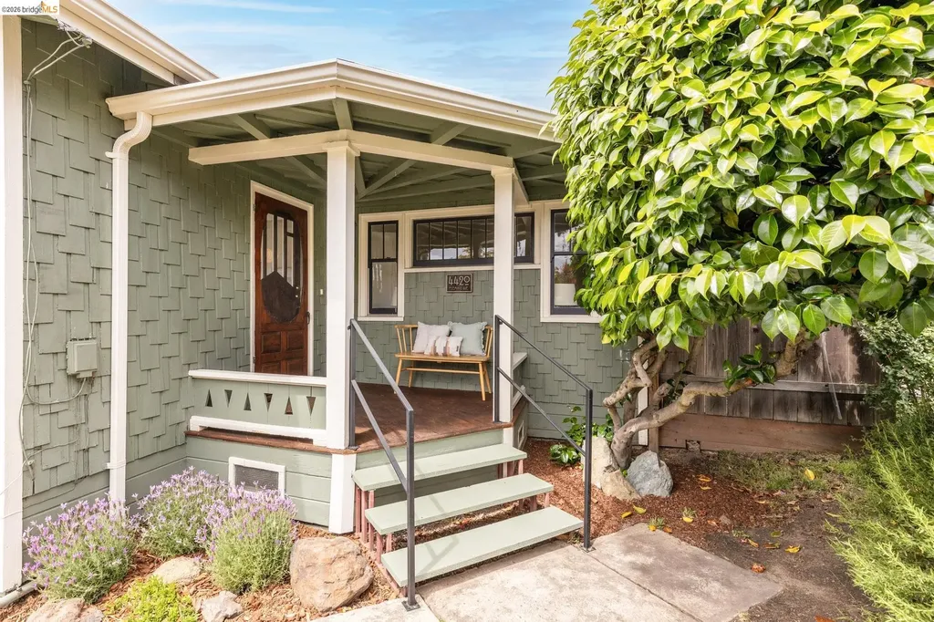 4420 Fleming Avenue Oakland CA 94619