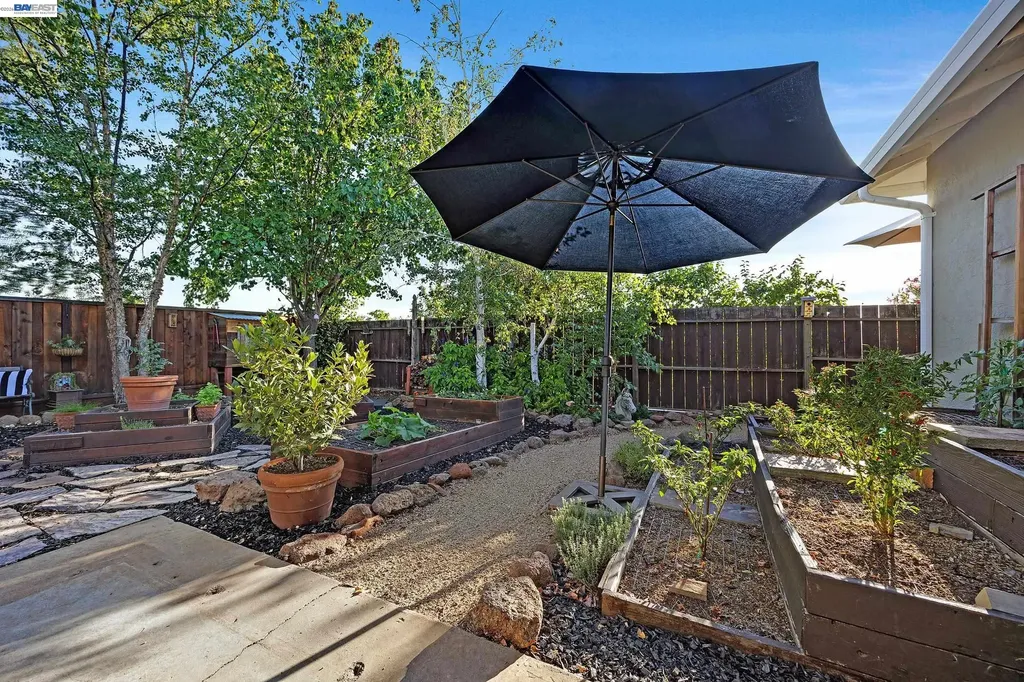 325 Polk Way Livermore CA 94550