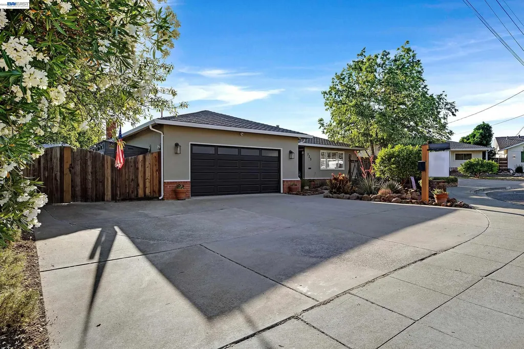 325 Polk Way Livermore CA 94550