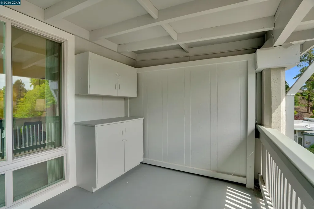 1549 Oakmont Walnut Creek CA 94595