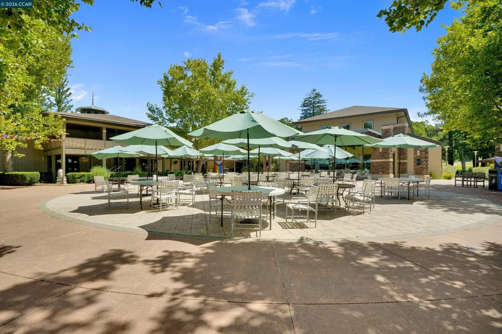 1549 Oakmont Walnut Creek CA 94595
