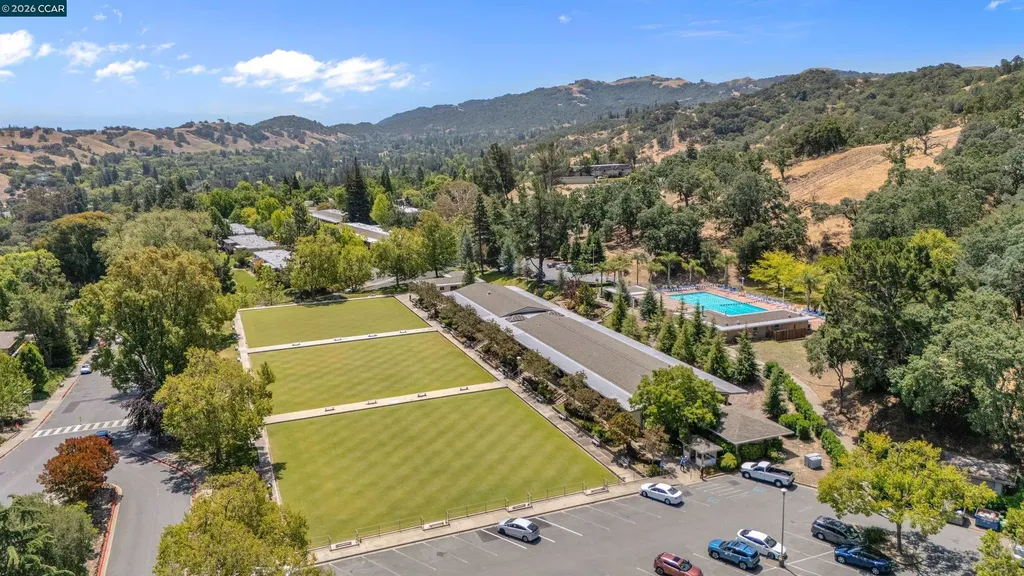 1549 Oakmont Walnut Creek CA 94595